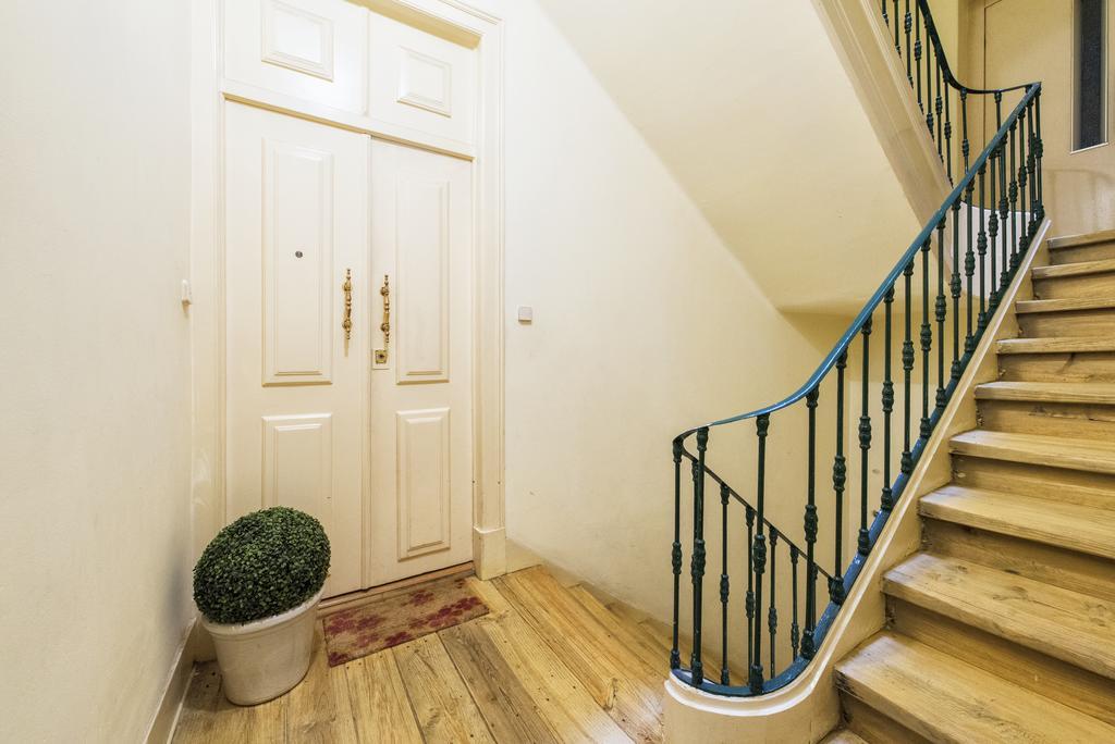 Appartement Caza Latina à Lisboa Extérieur photo
